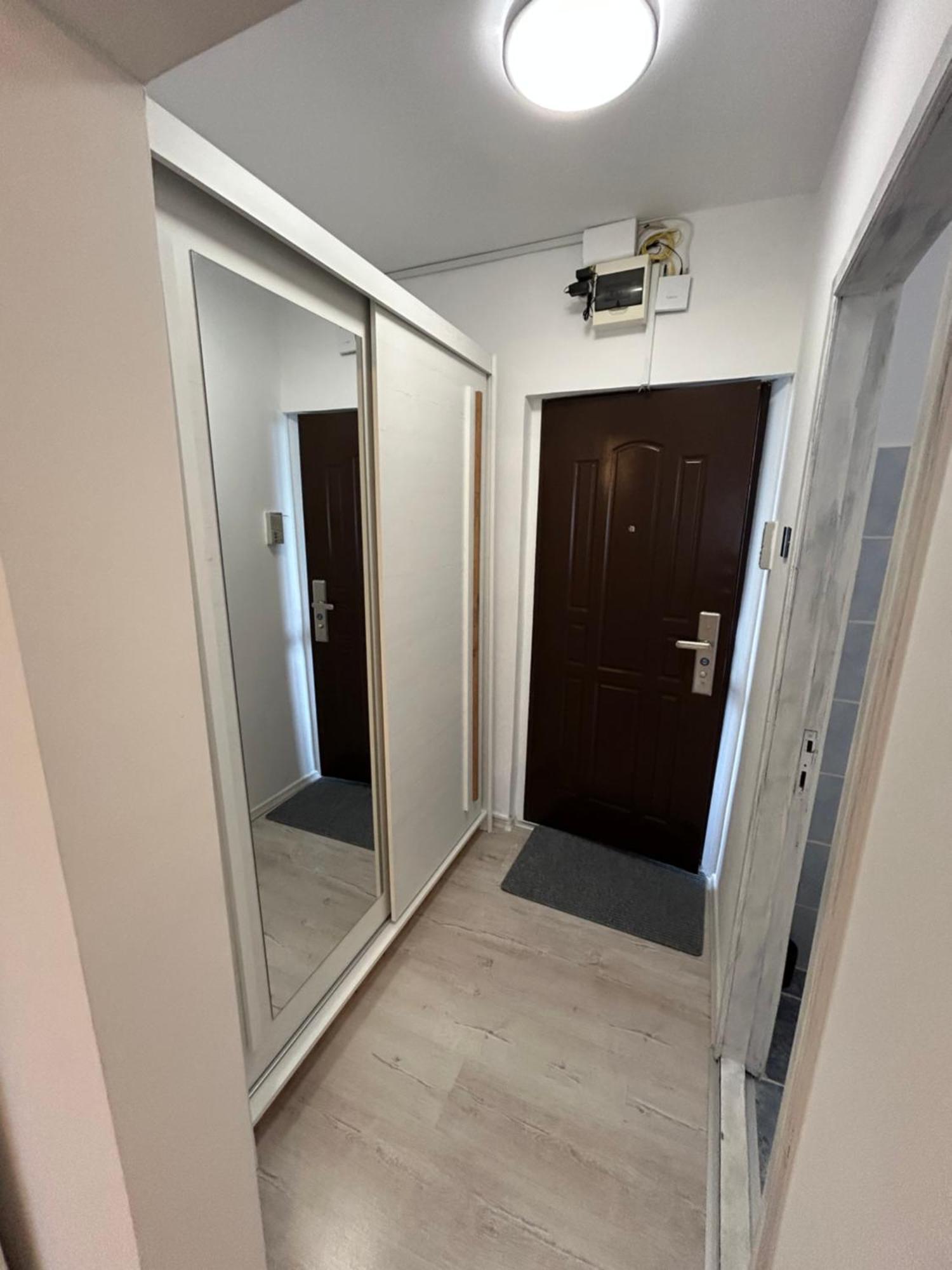 Luxury Studios - Soarelui 10 Брашов Екстериор снимка